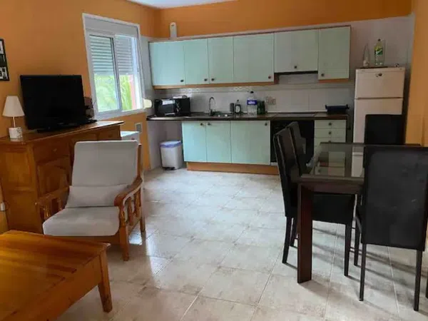 Chalet adosado en Calle Rosalía de Castro, 10 - Foto 5
