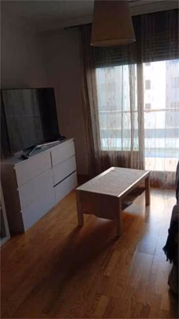 Piso en Cruz de los Caidos