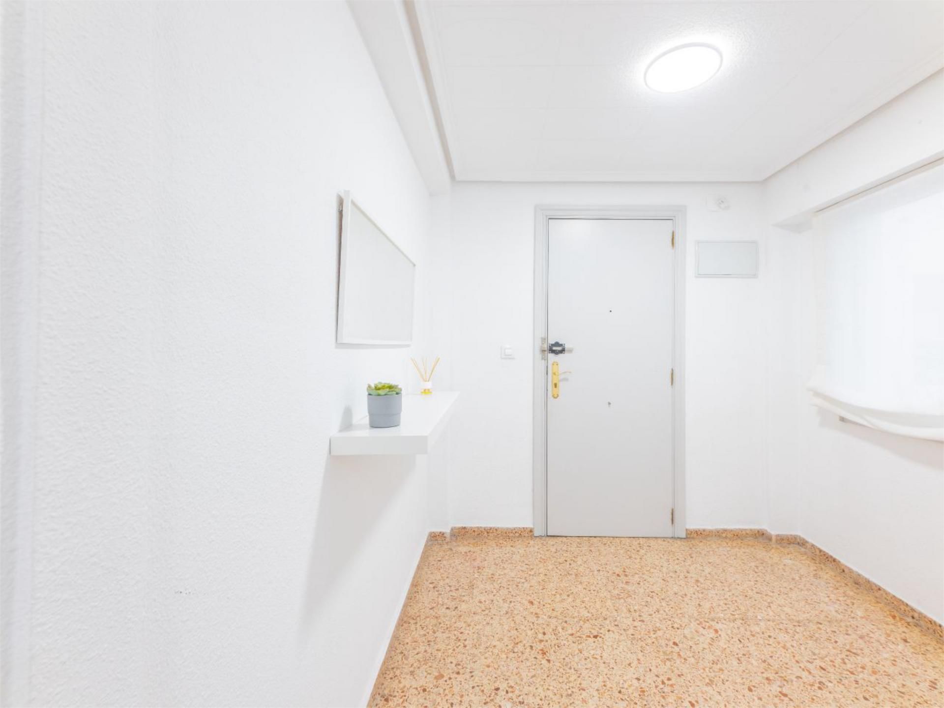 Piso en  Carrer de Yecla 19 - Foto 10