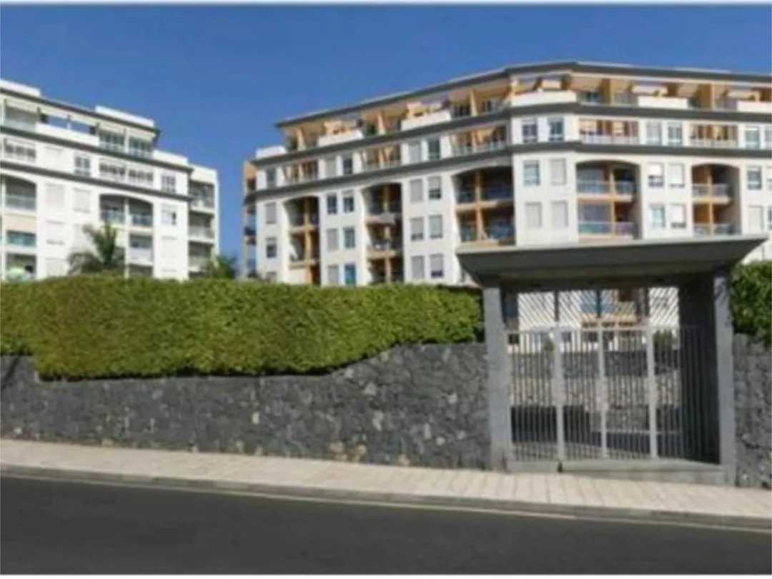 Piso en  Avenida del Sur 1 - Foto 1