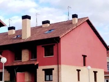 Casa adosada en  Calle Cela 19 - Foto 1