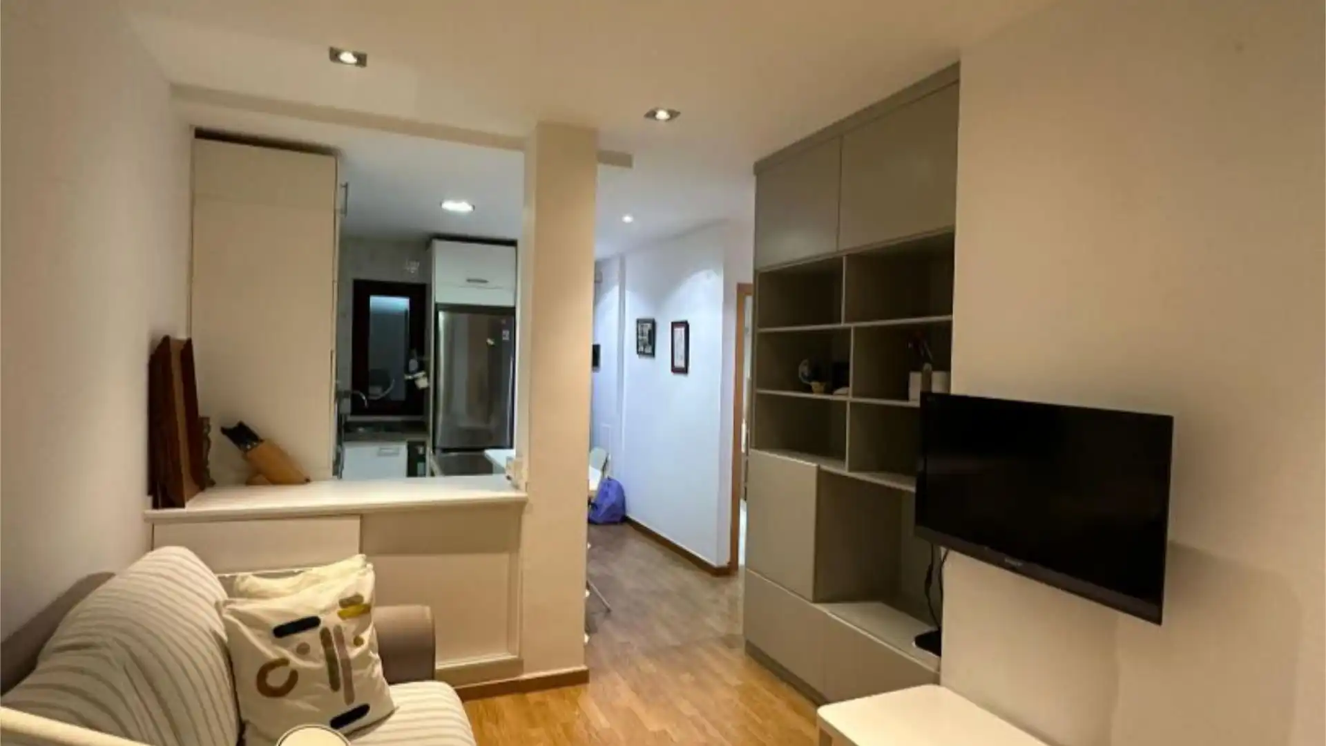 Piso en  Calle Nicolás Estévanez 35 - Foto 1