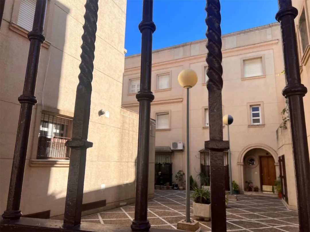 Piso en  Calle Guadalete 25 -