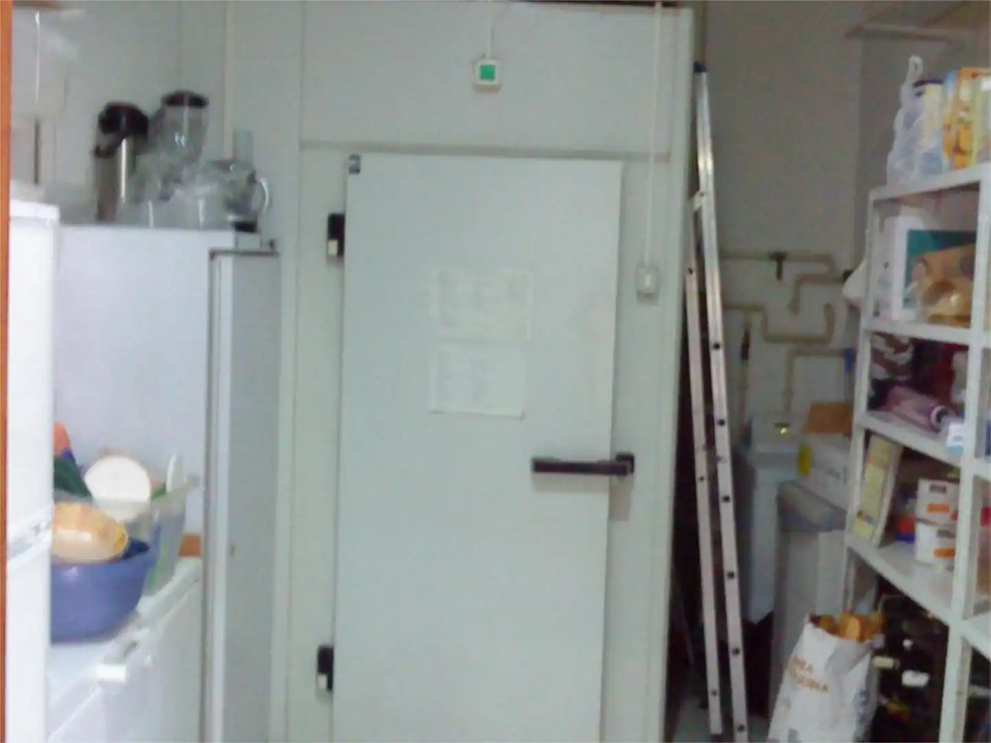 Local comercial en  Carrer Ramon i Cajal 7 - Foto 6