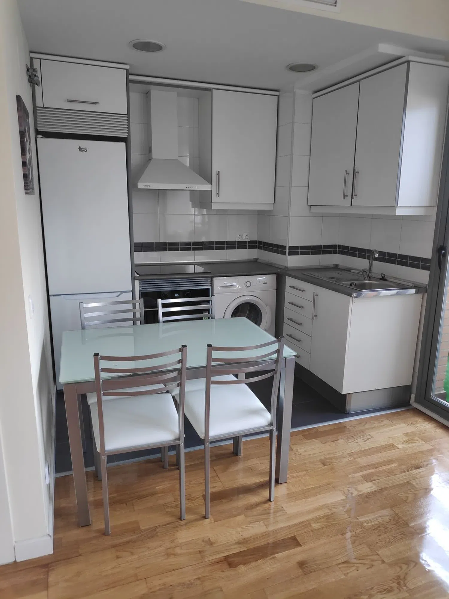 Estudio en calle de Pedro Campos, 4 - Foto 6