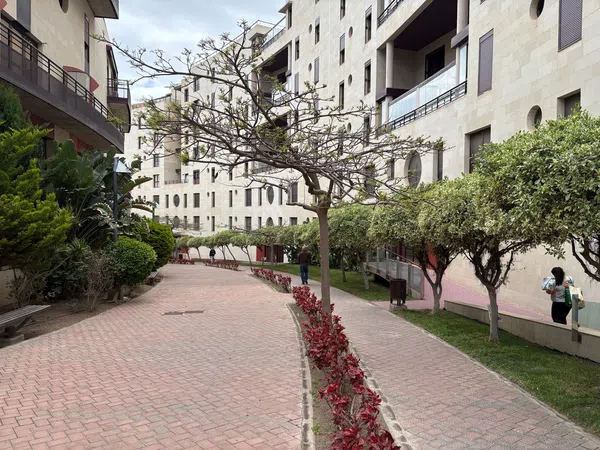 Piso en Avenida Juan Carlos I, 13 - Foto 2
