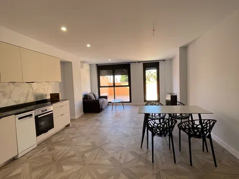 Piso en calle de Santa Isabel, 20