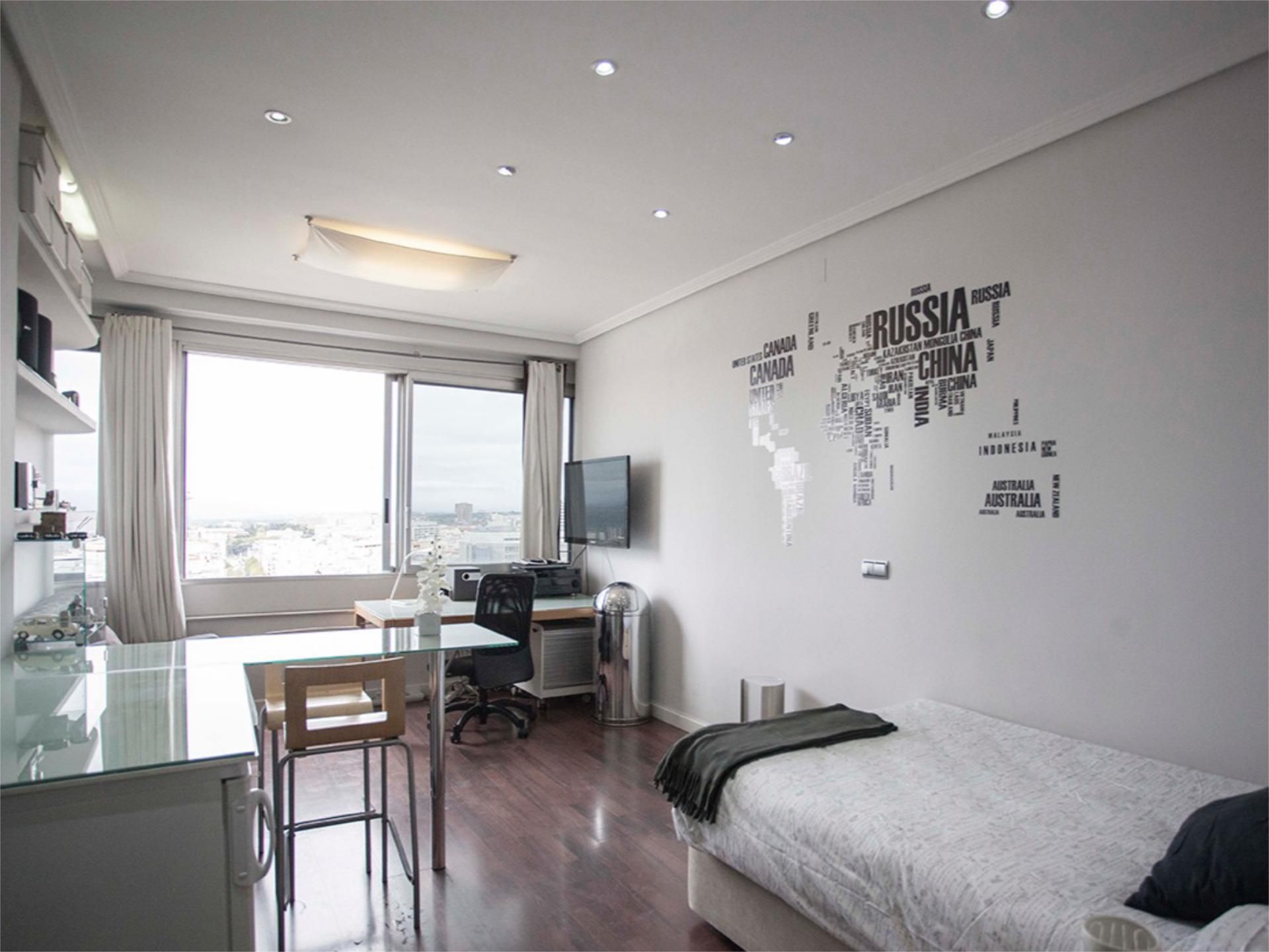 Estudio en  Calle de la Princesa 25 - Foto 2