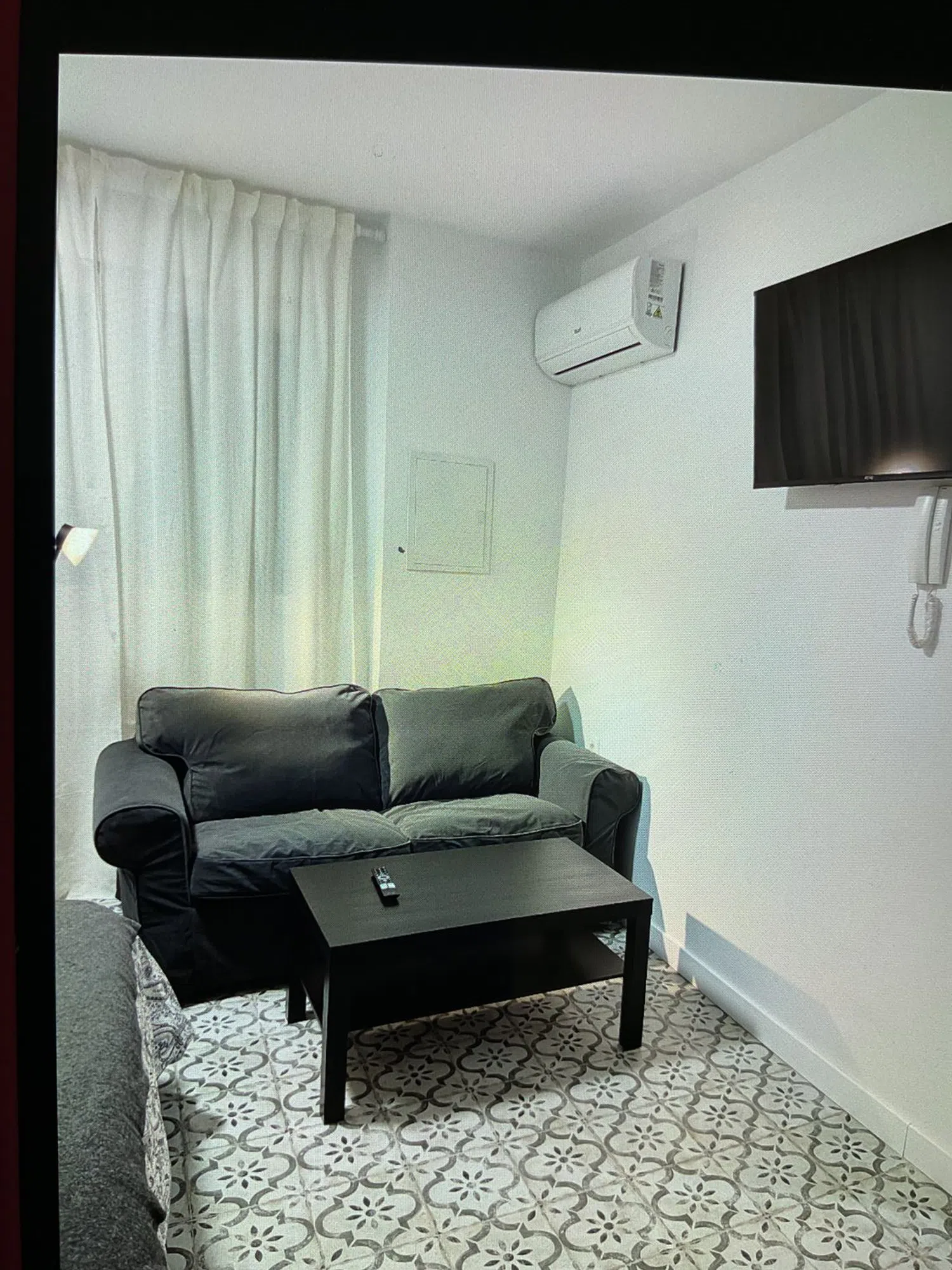 Estudio en calle Málaga, 21