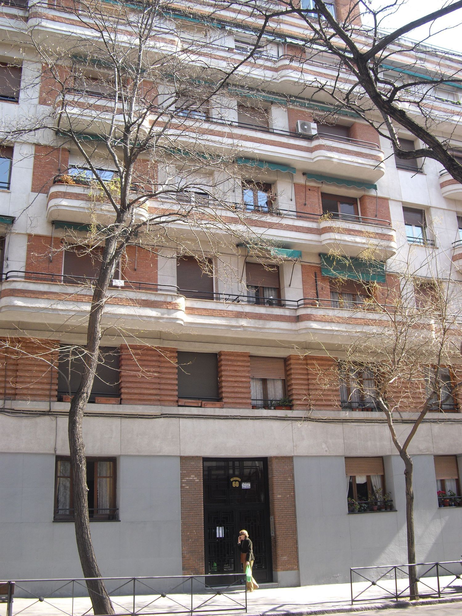 Piso en calle Vallehermoso, 60