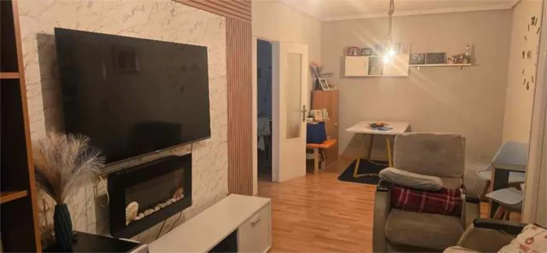 Piso en Zona Eroski - Foto 9