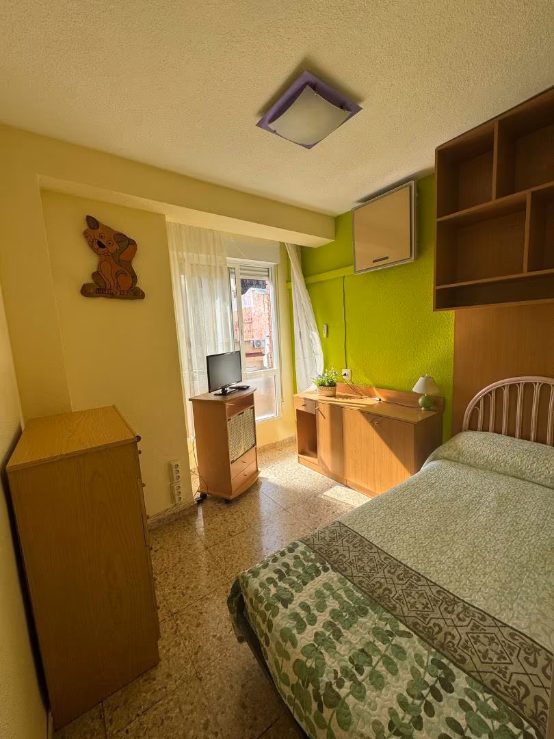 Piso en  Calle Montero Ríos 91 - Foto 13