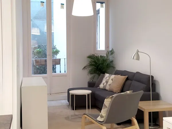 Piso en calle de Atocha, 35 - Foto 1