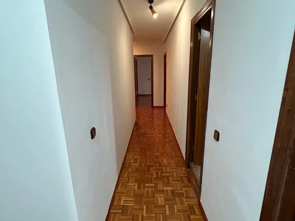 Piso en Calle Uría, 64, Parque San Francisco-Uría - Foto 4