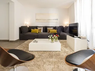 Apartamento en  Calle Carlos I de España 12 - Foto 2