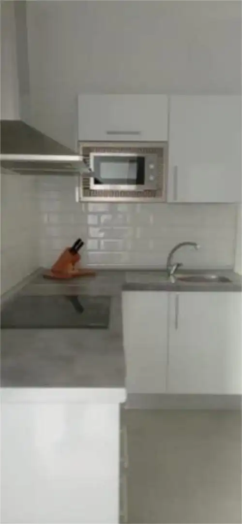 Apartamento en calle la villa - Foto 3