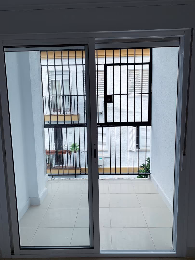 Piso en  Calle Hiniesta 12B - Foto 9