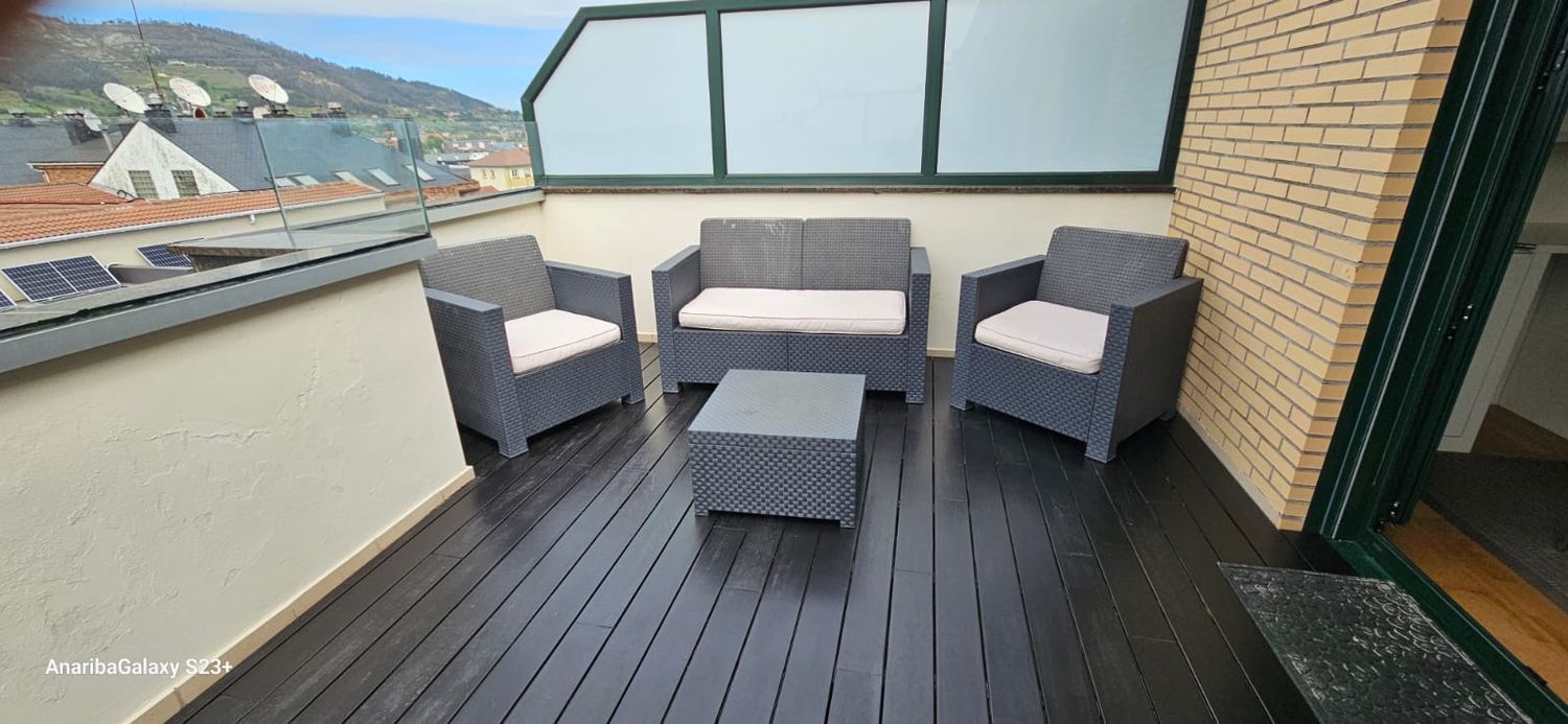 Ático en Barrio Buenavista - Foto 1