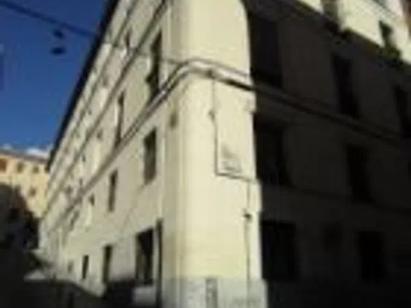 Piso en calle de Mira el Sol, 4