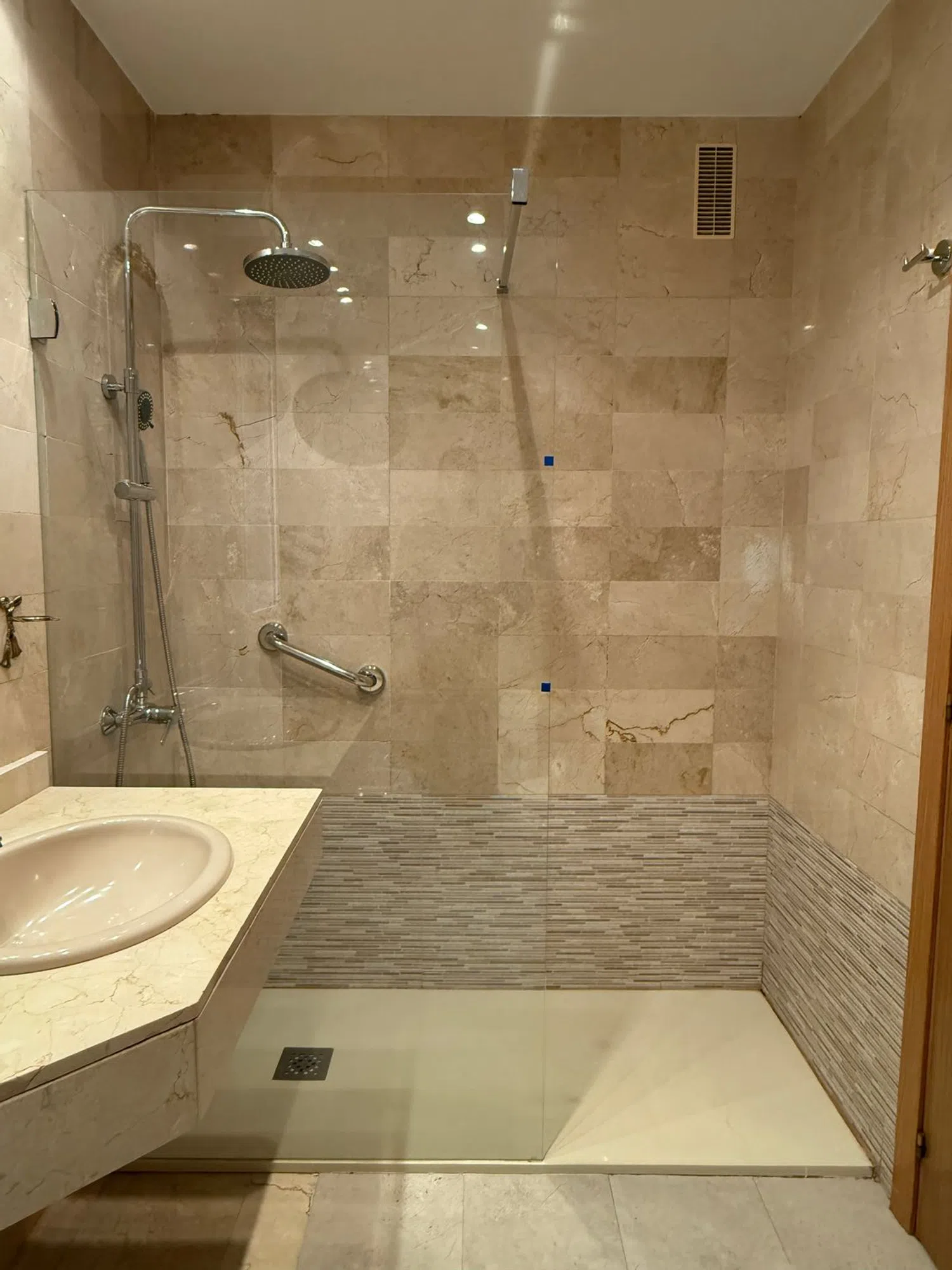 Piso en calle Isaac Albéniz, 19 - Foto 4