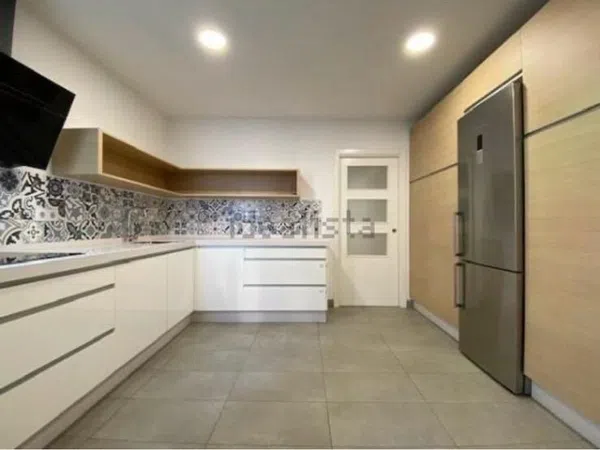Piso en calle Luis Montoto, 95