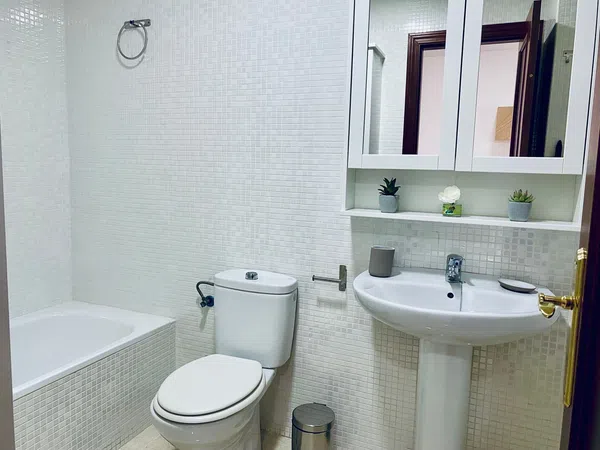 Piso en avenida Reyes Católicos, 55 - Foto 9