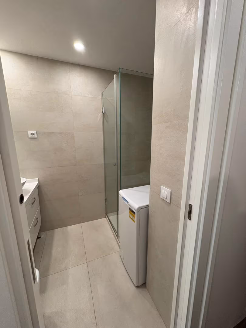 Piso en  Calle de Fernando el Católico 77 - Foto 3