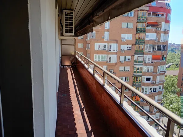 Piso en calle de Luis de Salazar, 9