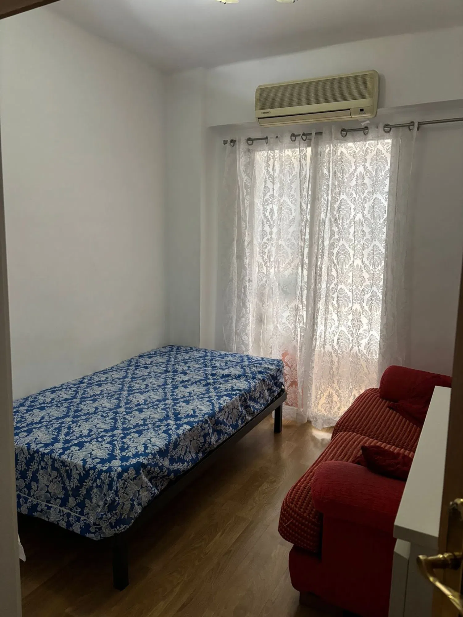 Piso en calle Doctor Medina Olmos, 4 - Foto 9