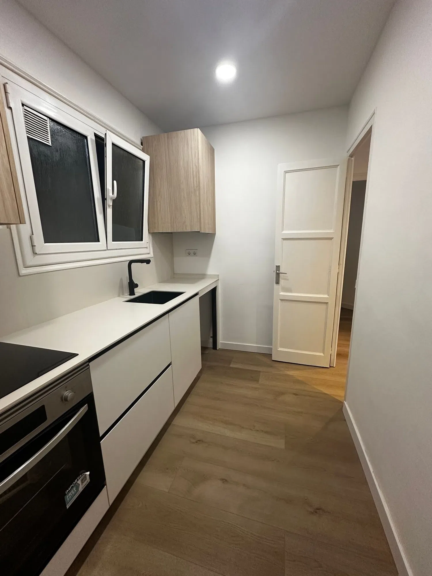 Piso en calle de Calàbria, 247 - Foto 8