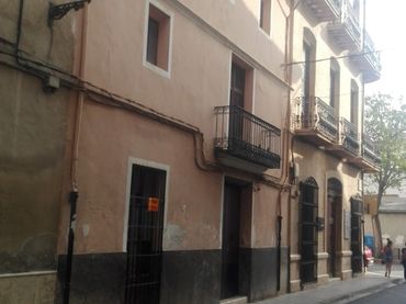 Planta baja en  Carrer Beat Nicolau Factor 15 - Foto 1