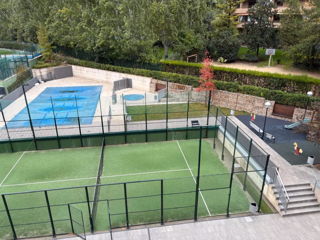 Piso en  Calle del Doctor Juan José López Ibor 22 - Foto 6