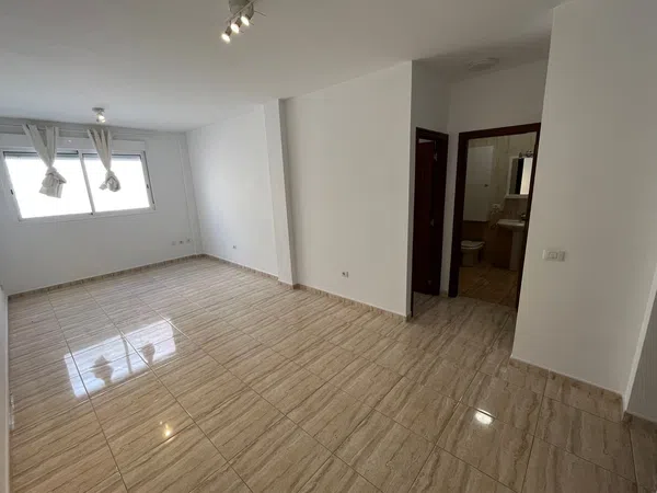Piso en calle Leocadio Machado, 15