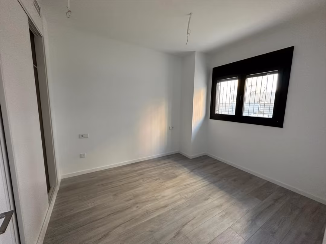 Piso en  Avenida de los Guindos 18 - Foto 6