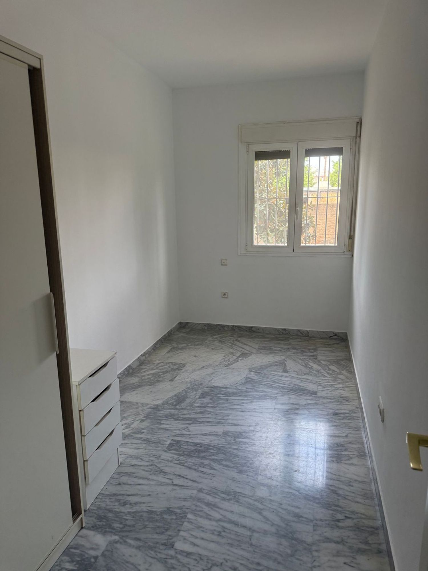 Piso en Calle Camilo José Cela, 1, Buhaira - Huerta del Rey - Foto 26