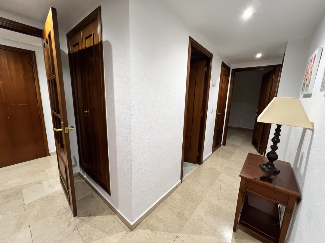 Piso en  Avenida del Gran Capitán 9 - Foto 2