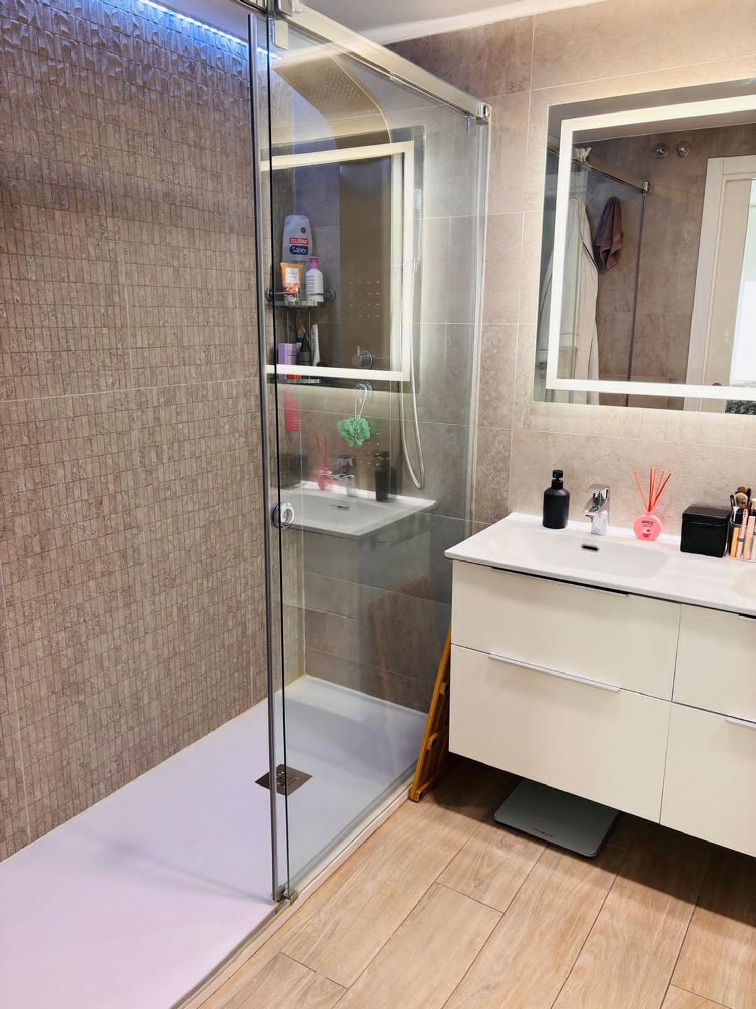 Piso en calle de María de las Mercedes de Borbón, 32 - Foto 5