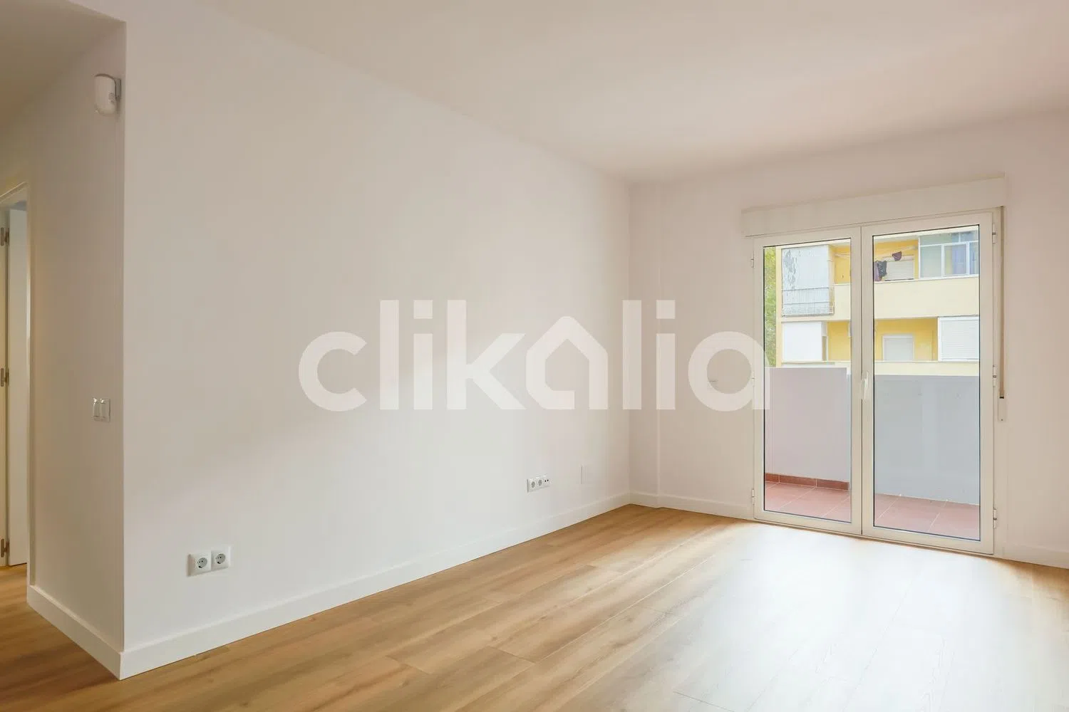 Piso en avenida Reyes Católicos - Foto 1