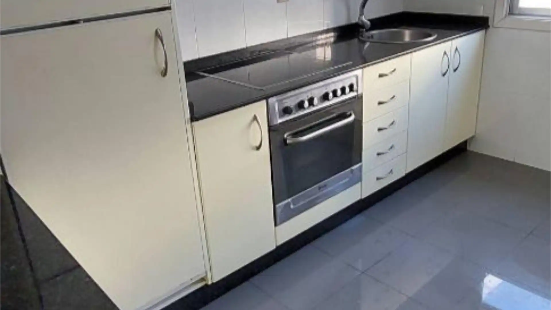 Piso en  Rúa Caracas 4 - Foto 3