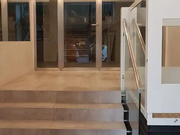 Piso en  Avenida Pablo Picasso 28 - Foto 3