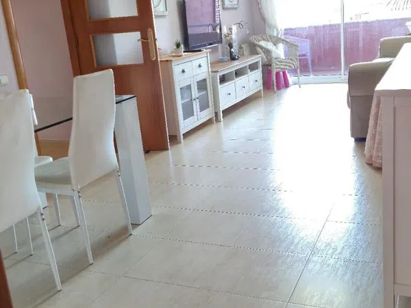 Piso en avenida Sant Esteve, 35 - Foto 5