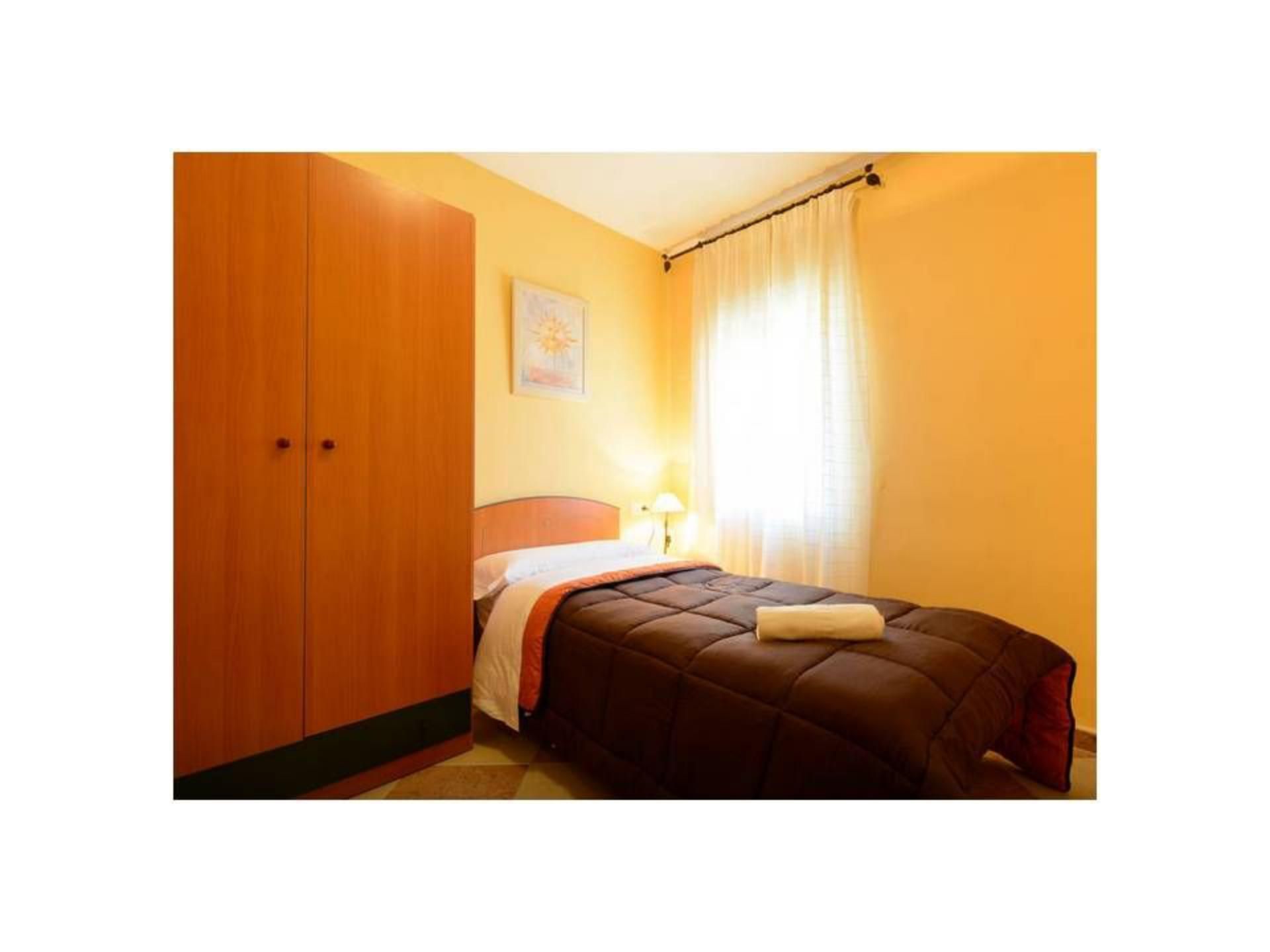 Piso en  Calle Puerta los Guzmanes 3 - Foto 2