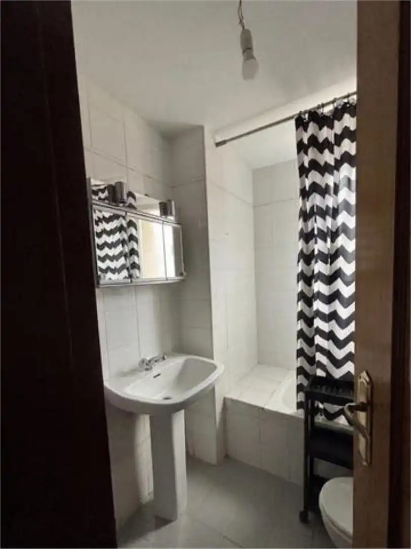 Piso en Hipercor - Foto 2