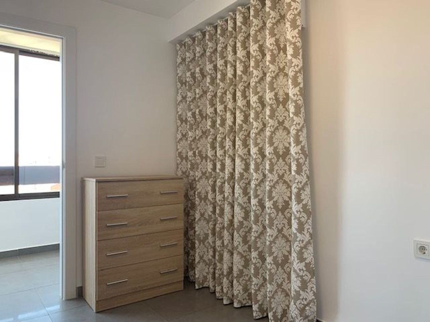 Piso en calle de Bruselas, 9 - Foto 5