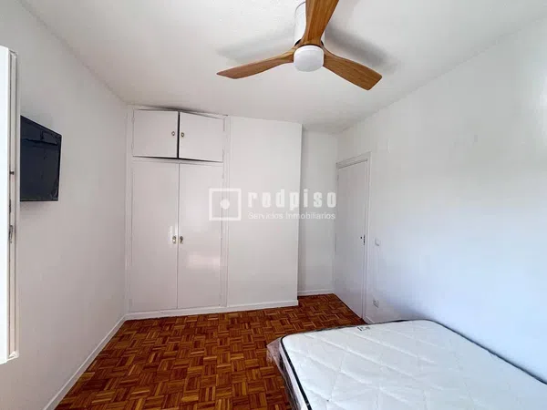 Piso en Juan de la Cierva - Foto 11
