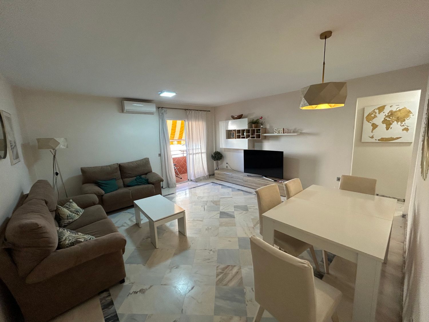 Piso en Calle Quasimodo, Cortijo Alto - Foto 3