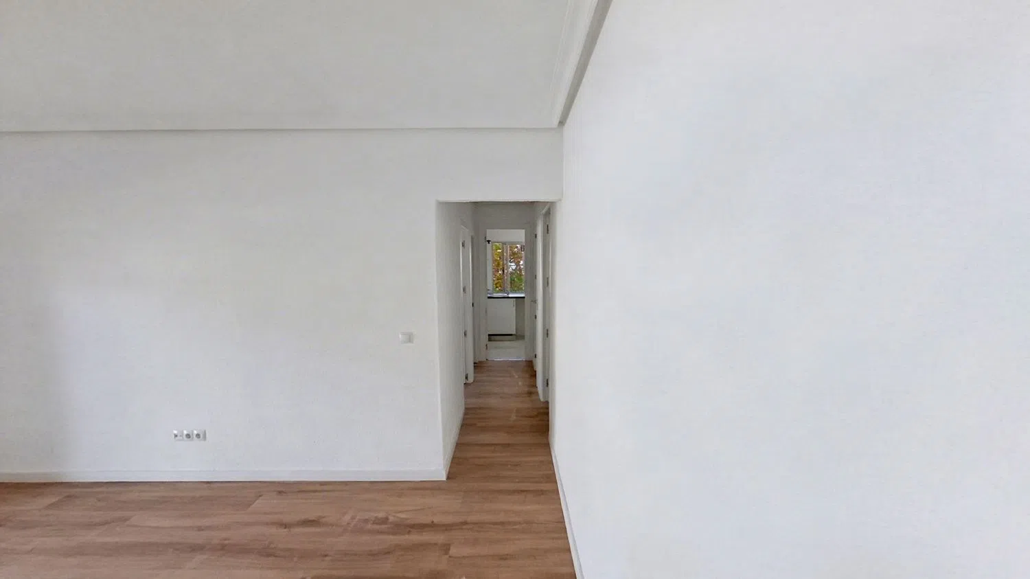 Piso en Reyes Católicos - Foto 2