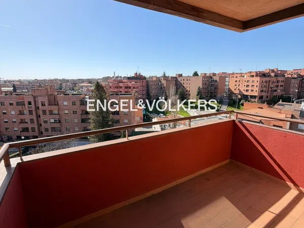 Ático en Calle de Luis Rodríguez Ontiveros - Foto 1