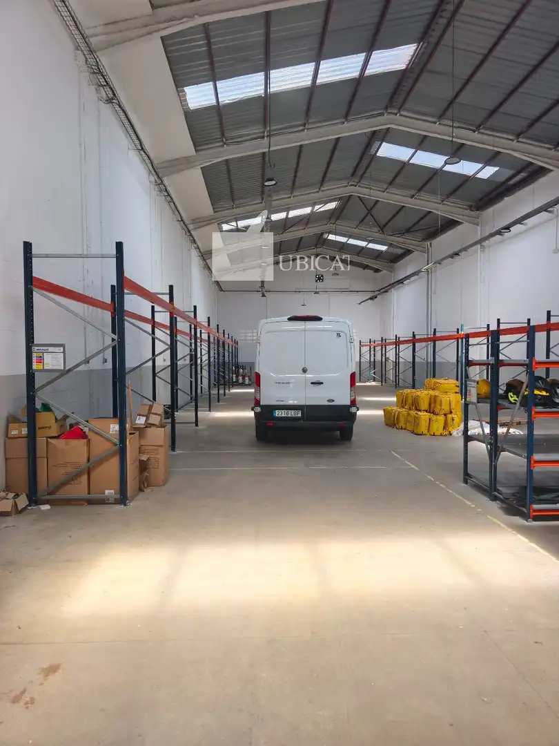 Nave Industrial en L'Hospitalet de Llobregat - Foto 2