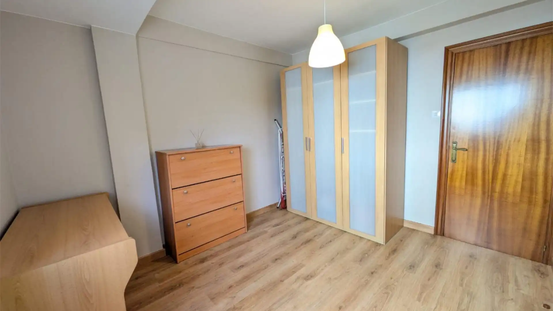 Piso en  Calle de Venecia 8 - Foto 9